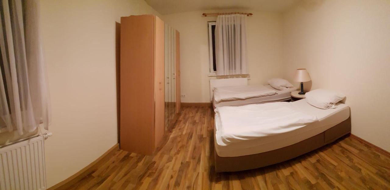 Monteurzimmer Ferienwohnungen Fritsche-Tauberbischofsheim Dittwar Εξωτερικό φωτογραφία
